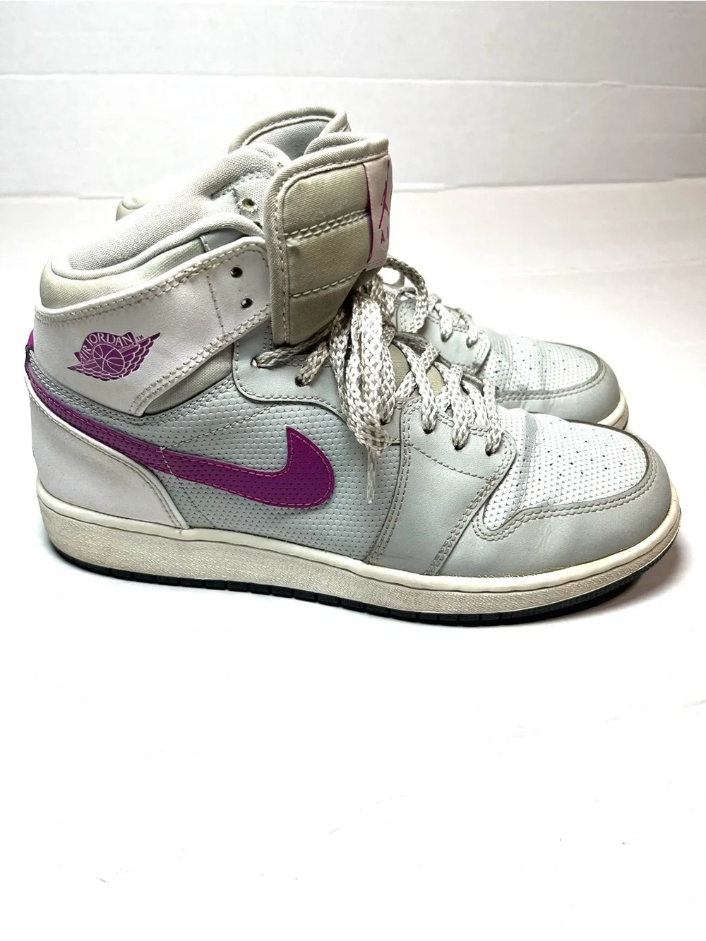 Nike Air Jordan High-Top Sneakers in Light Gray with Purple logo